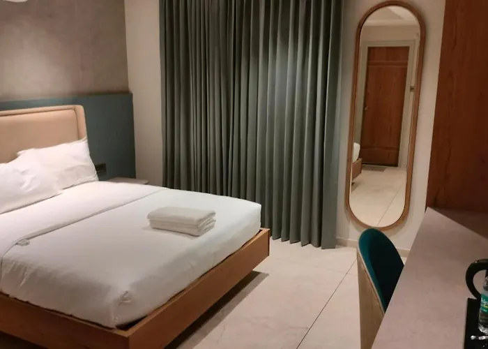 Livi Suites - Premium 1 Bhk Serviced Apartments